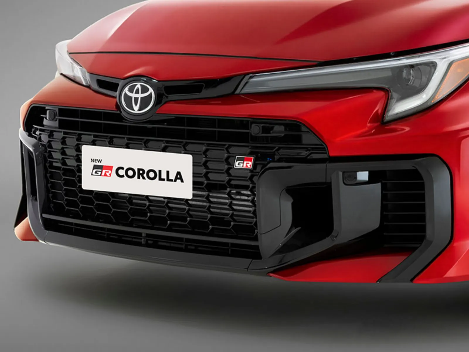 Toyota GR Corolla foto 1