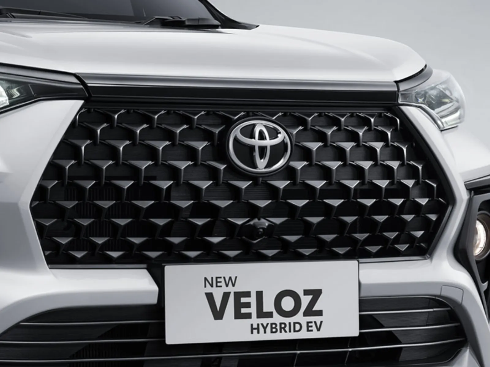 Toyota Veloz foto 2